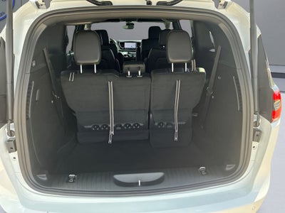 2027 Chrysler Pacifica PACIFICA SELECT