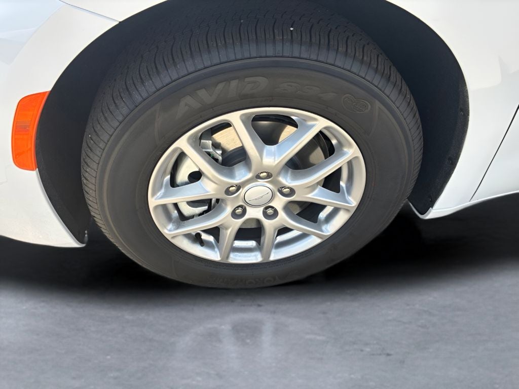 2027 Chrysler Pacifica PACIFICA SELECT