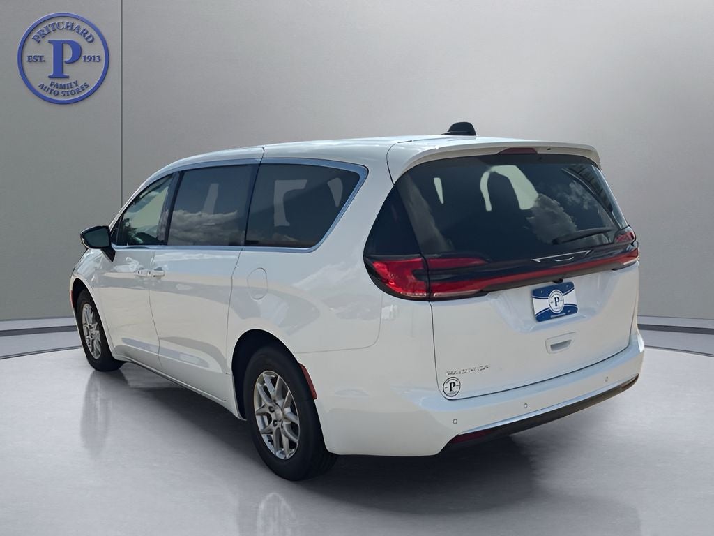 2027 Chrysler Pacifica PACIFICA SELECT