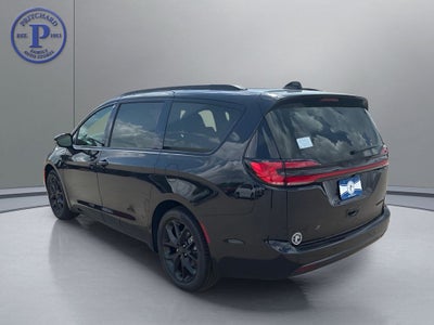 2027 Chrysler Pacifica PACIFICA LIMITED