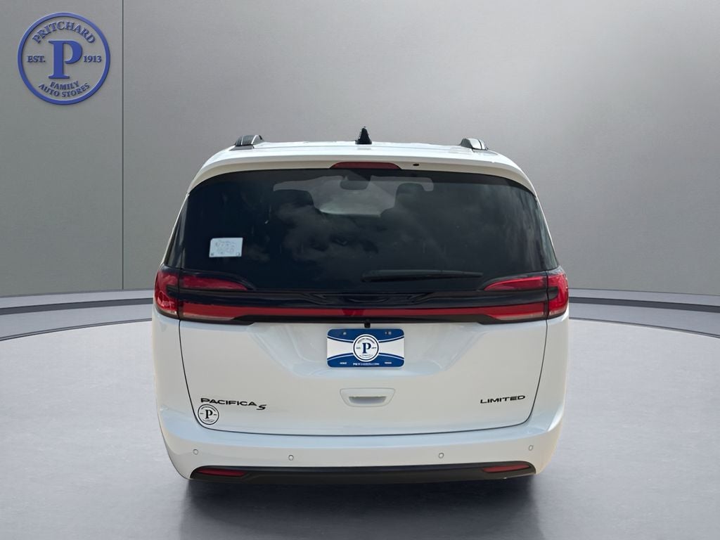 2027 Chrysler Pacifica PACIFICA LIMITED