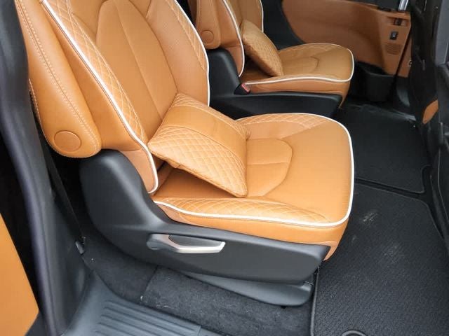 2026 Chrysler Pacifica PACIFICA PINNACLE