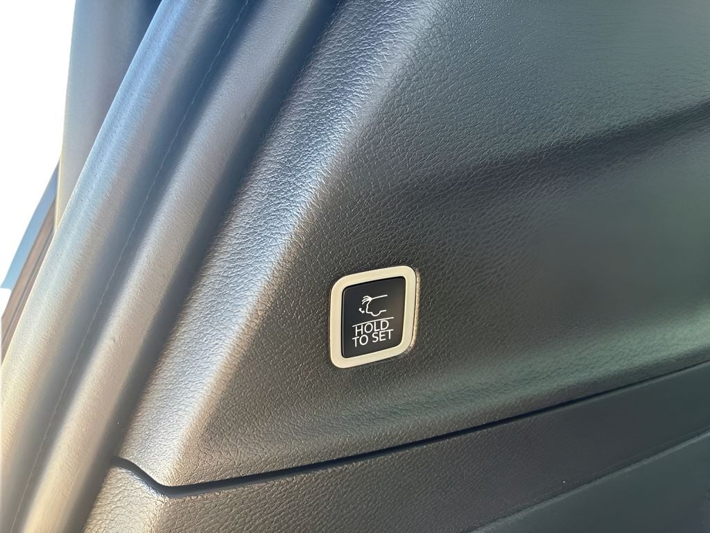 2027 Chrysler Pacifica Pinnacle