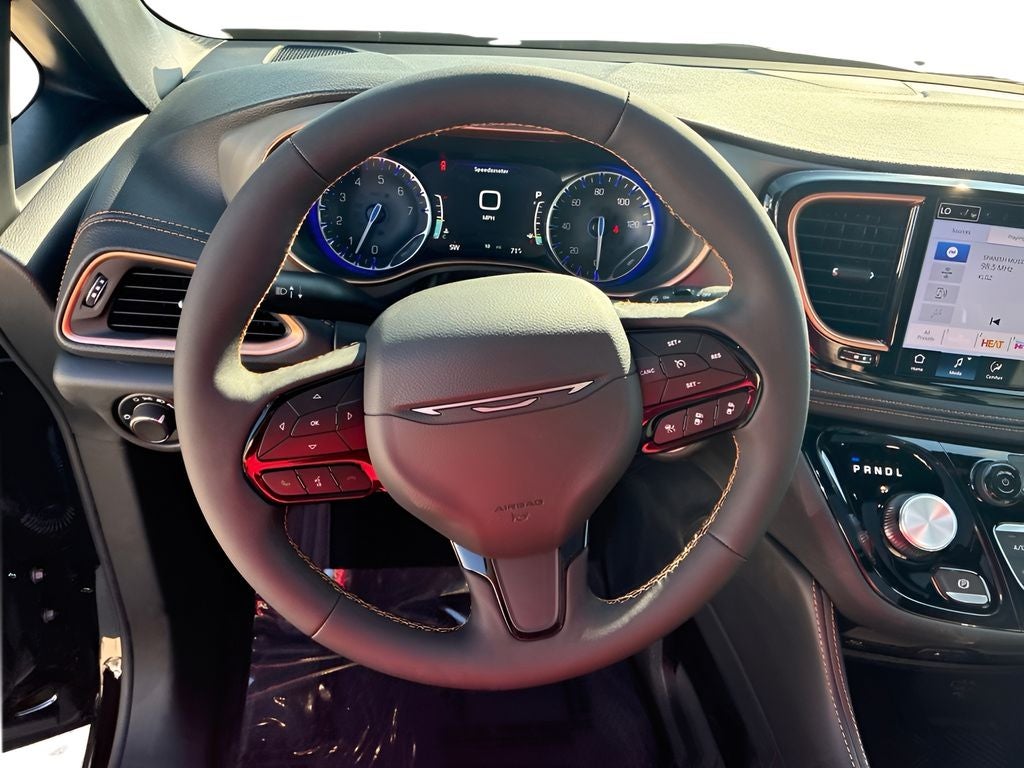2027 Chrysler Pacifica Pinnacle
