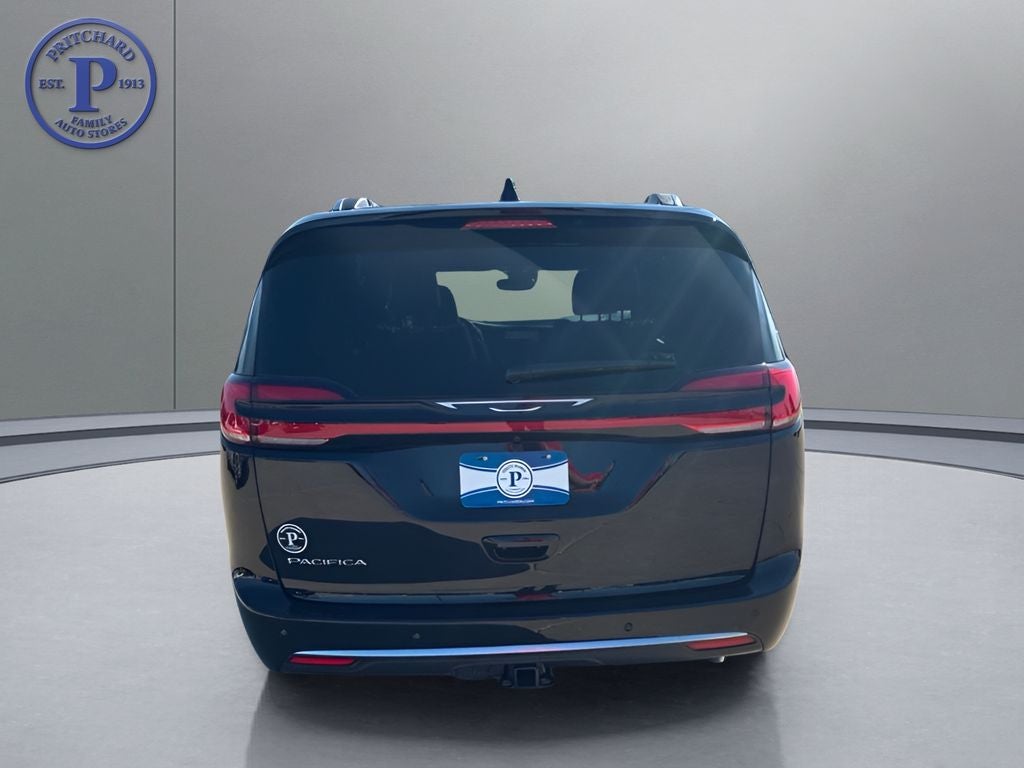 2027 Chrysler Pacifica Pinnacle