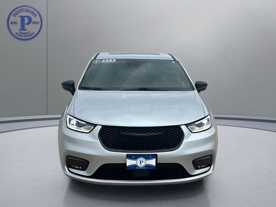 2023 Chrysler Pacifica Hybrid Limited