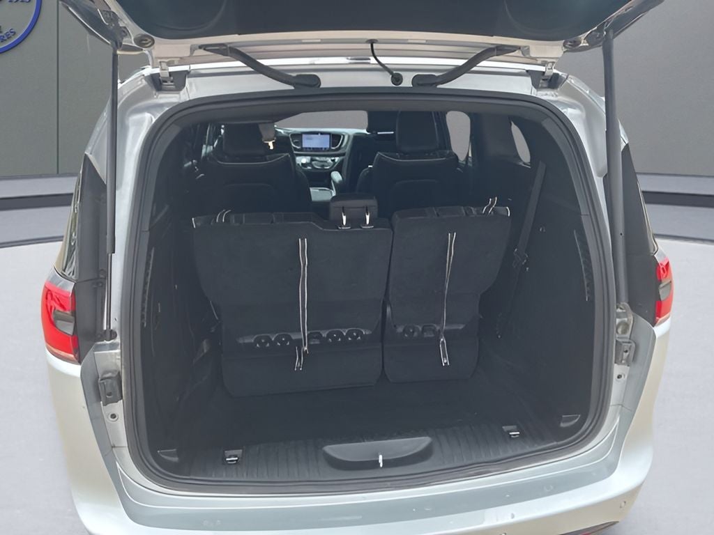2023 Chrysler Pacifica Hybrid Limited