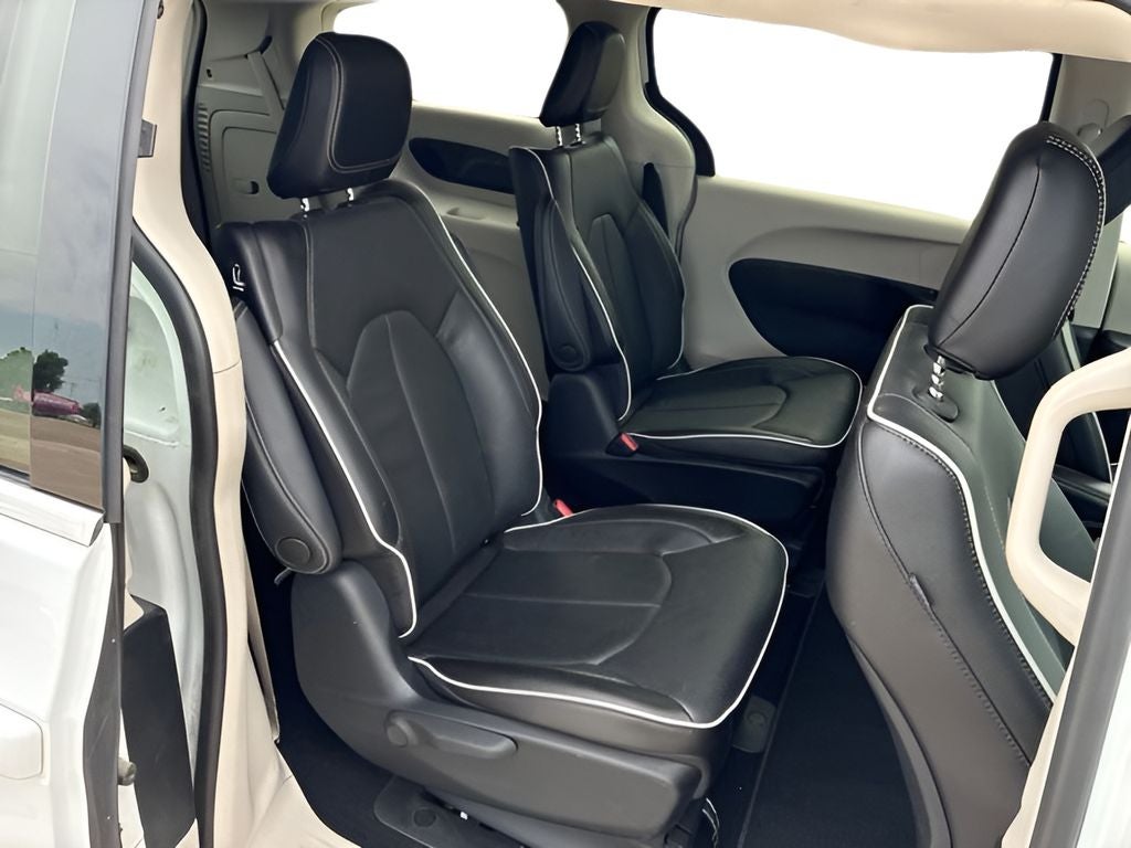 2023 Chrysler Pacifica Hybrid Limited