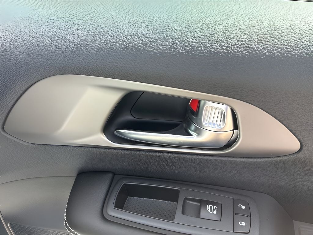 2027 Chrysler Pacifica PACIFICA SELECT AWD
