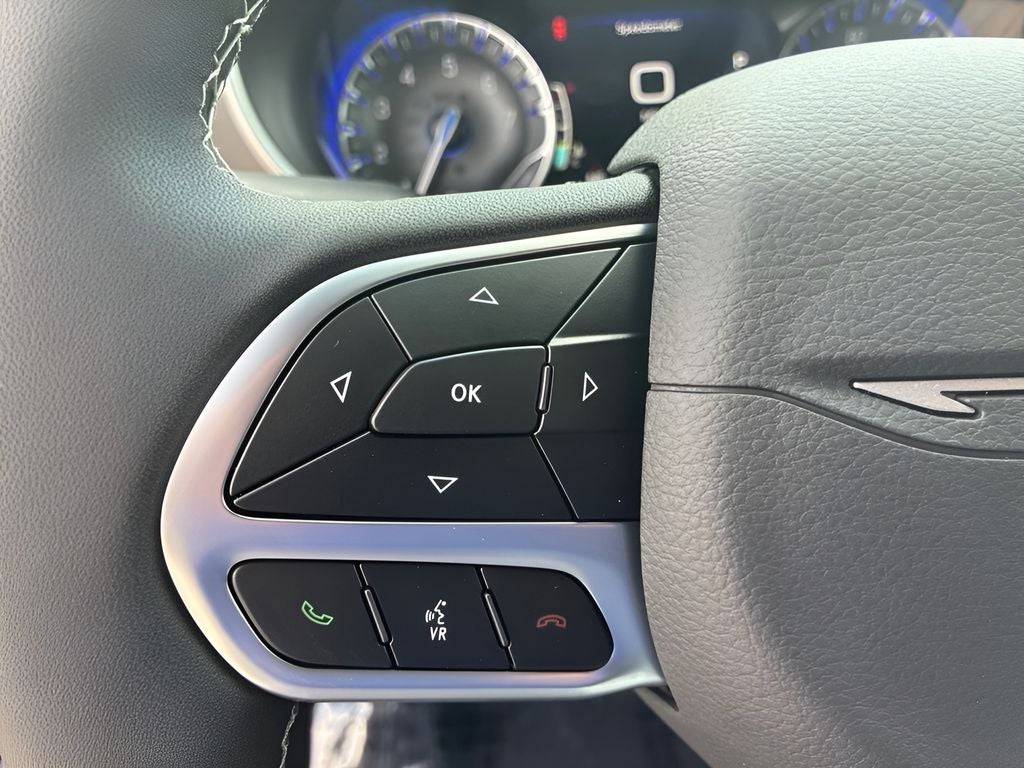 2027 Chrysler Pacifica PACIFICA SELECT AWD