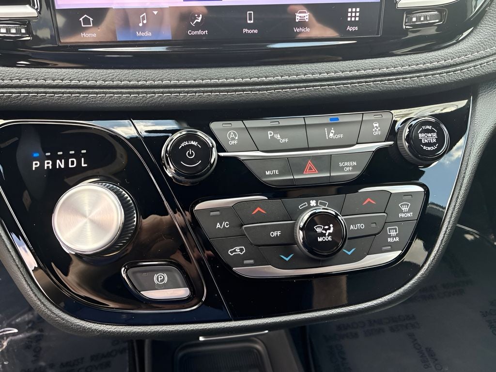 2027 Chrysler Pacifica PACIFICA SELECT AWD