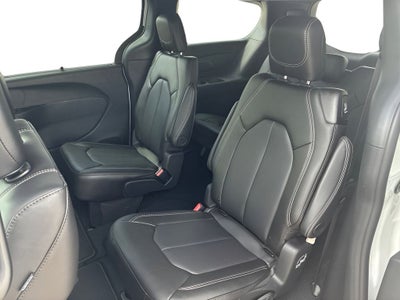 2027 Chrysler Pacifica PACIFICA SELECT AWD