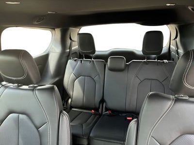 2027 Chrysler Pacifica PACIFICA SELECT AWD