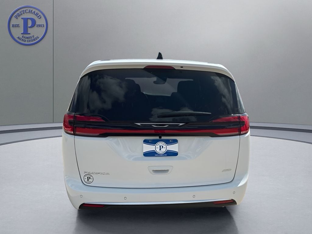 2027 Chrysler Pacifica PACIFICA SELECT AWD