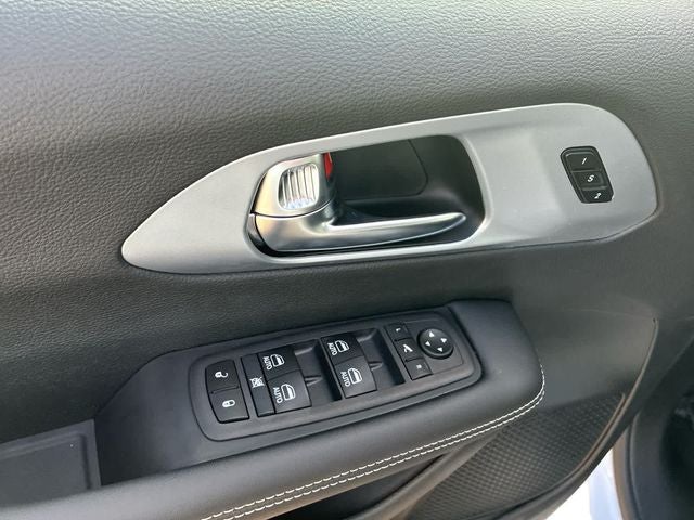 2026 Chrysler Pacifica PACIFICA LIMITED AWD