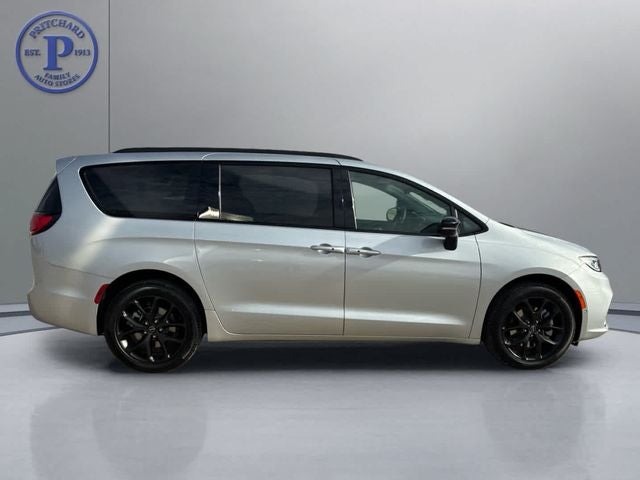 2026 Chrysler Pacifica PACIFICA LIMITED AWD