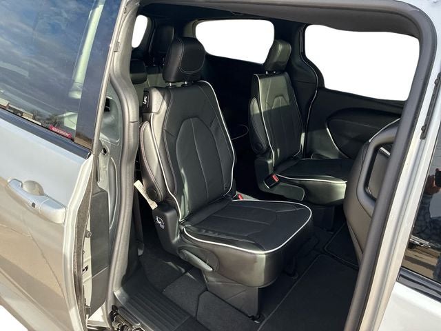 2026 Chrysler Pacifica PACIFICA LIMITED AWD