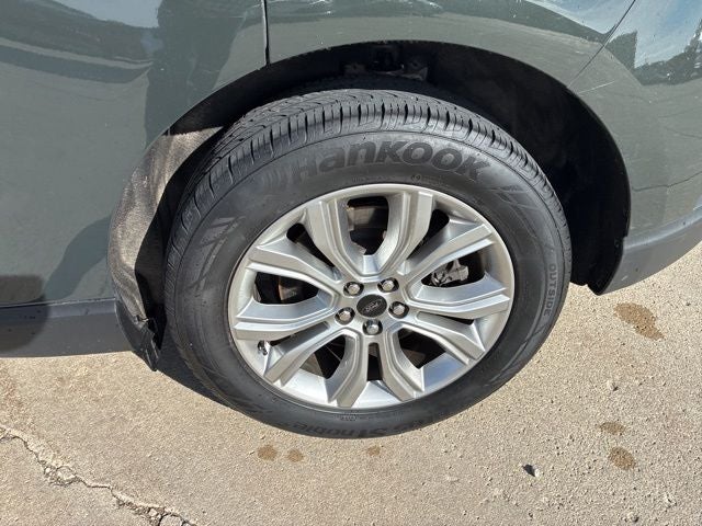 2023 Ford Edge Titanium