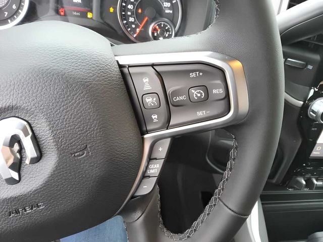 2026 RAM Ram 3500 RAM 3500 BIG HORN CREW CAB 4X4 6'4' BOX