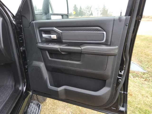 2026 RAM Ram 3500 RAM 3500 BIG HORN CREW CAB 4X4 6'4' BOX