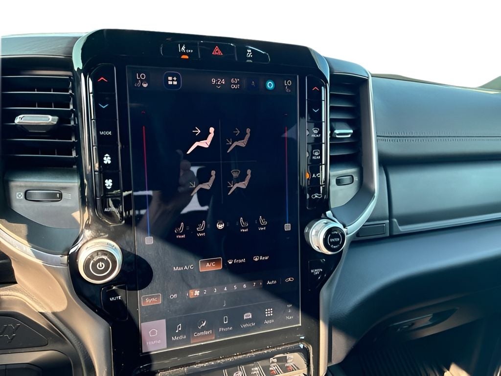 2026 RAM 3500 Laramie Crew Cab 4x4 6'4' Box