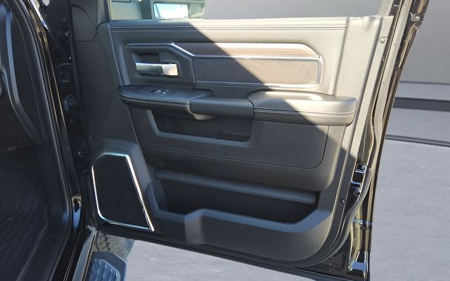 2026 RAM Ram 3500 RAM 3500 LARAMIE CREW CAB 4X4 6'4' BOX