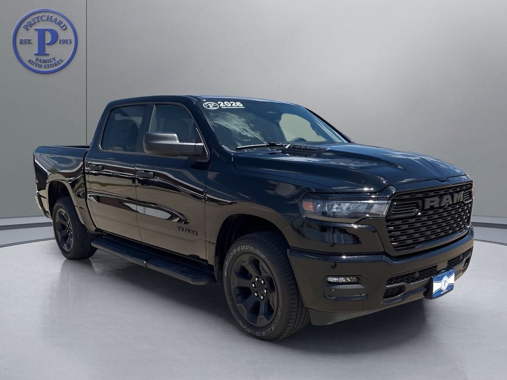 2026 RAM Ram 1500 RAM 1500 EXPRESS CREW CAB 4X4 5'7' BOX