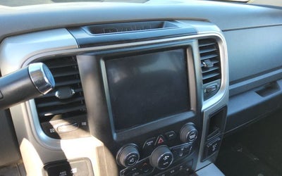 2018 RAM 2500 Big Horn Crew Cab 4x4 6'4' Box