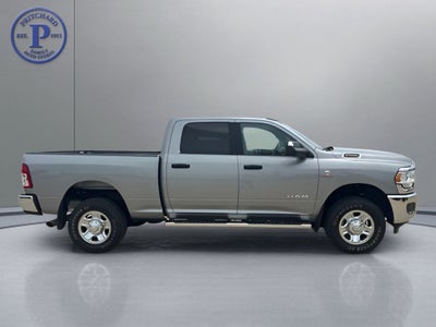 2022 RAM 2500 Big Horn Crew Cab 4x4 6'4' Box