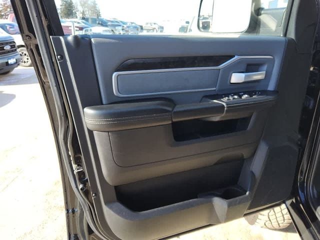 2021 RAM 2500 Big Horn Crew Cab 4x4 6'4' Box