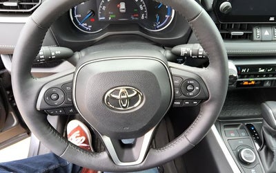 2023 Toyota RAV4 Hybrid XLE Premium