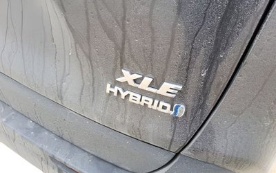 2023 Toyota RAV4 Hybrid XLE Premium