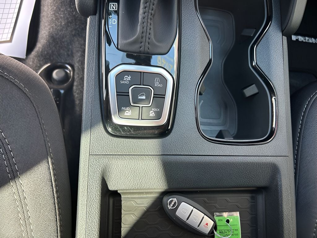 2026 Nissan Frontier Crew Cab SV
