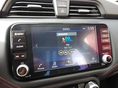 2025 Nissan Versa 1.6 SR