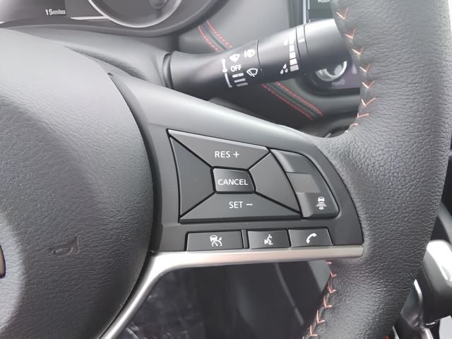 2025 Nissan Versa SR