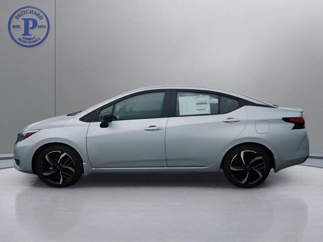 2025 Nissan Versa SR