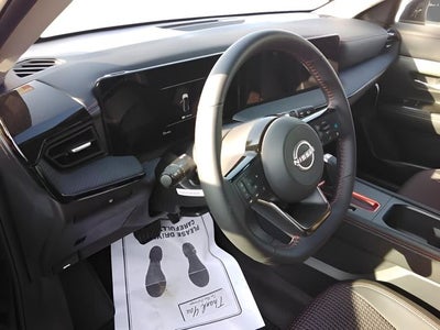 2025 Nissan Kicks SR