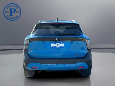 2025 Nissan Kicks SR