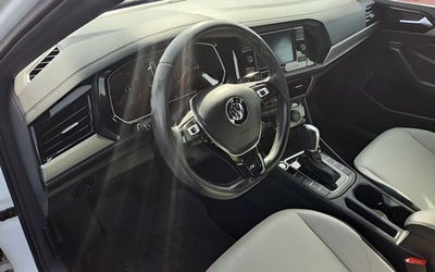 2019 Volkswagen Jetta R-Line