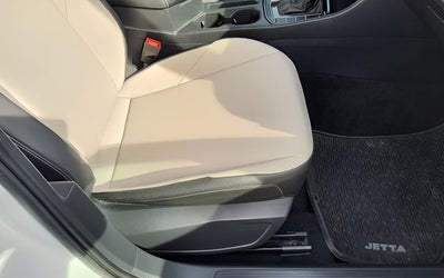 2019 Volkswagen Jetta R-Line