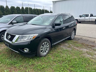 2016 Nissan Pathfinder SV