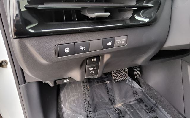 2026 Nissan N/A Platinum