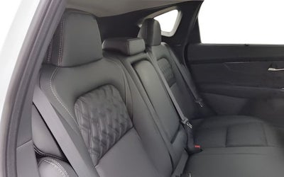 2026 Nissan N/A Platinum