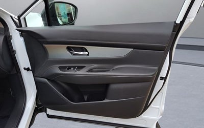 2026 Nissan N/A Platinum