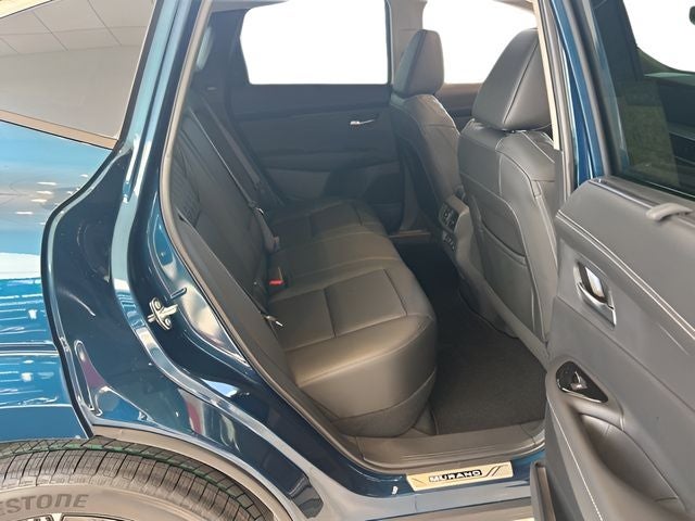 2026 Nissan N/A Platinum