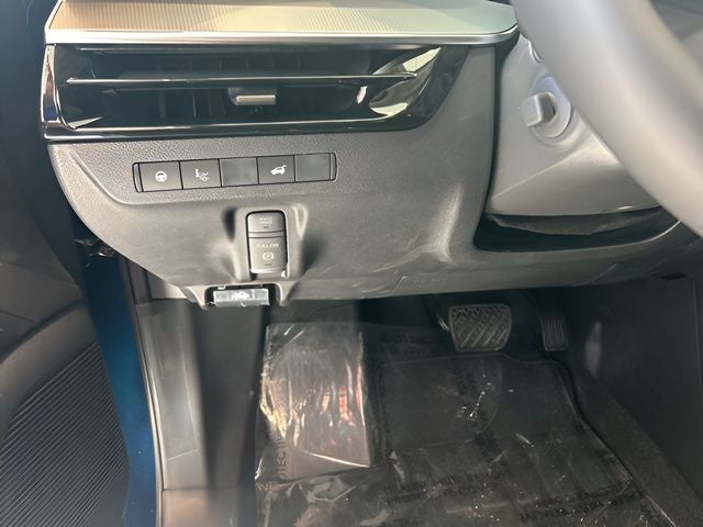 2026 Nissan N/A Platinum