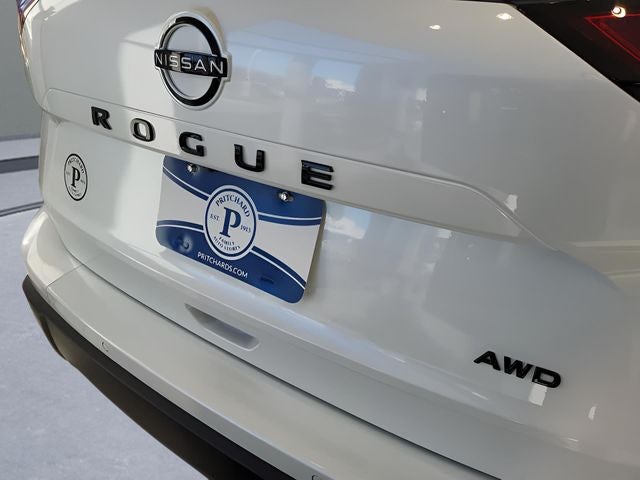 2026 Nissan Rogue Dark Armor™