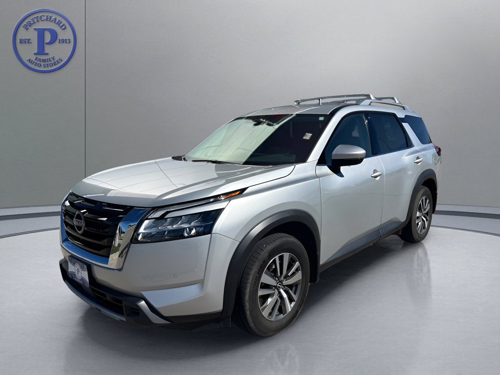 2024 Nissan Pathfinder SL