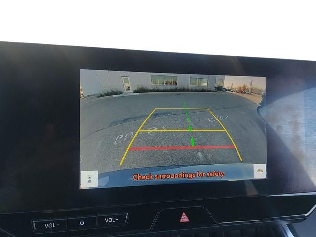 2024 Toyota Venza LE