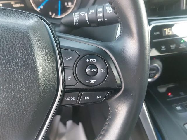 2024 Toyota Venza LE